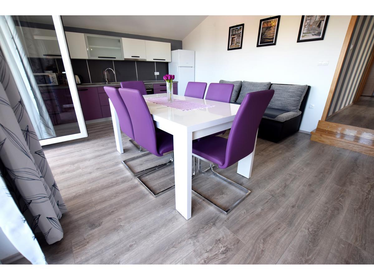 Apartman Branka Starigrad Paklenica Quarto foto
